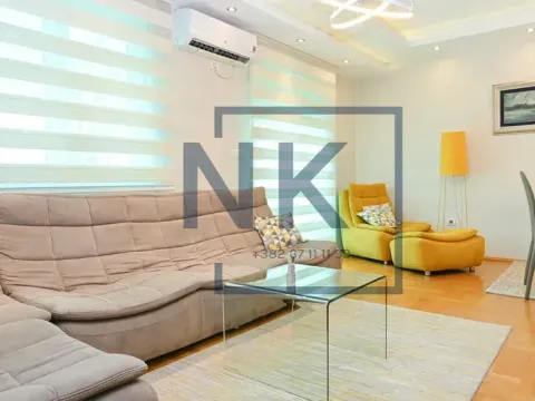 Prodaja, dvosoban stan, 95m², Stari Aerodrom, Podgorica - image 2