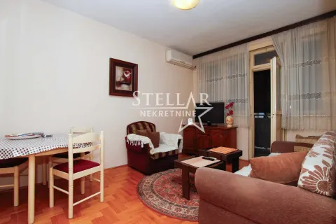 Rent, one bedroom apartment, 40m², Preko Morače, Podgorica - image 1