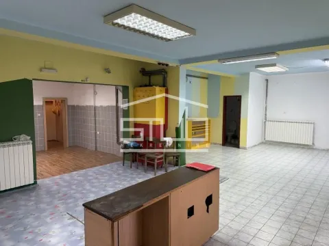 Izdavanje, poslovni prostor, 120m², Kneževac, Beograd - image 1