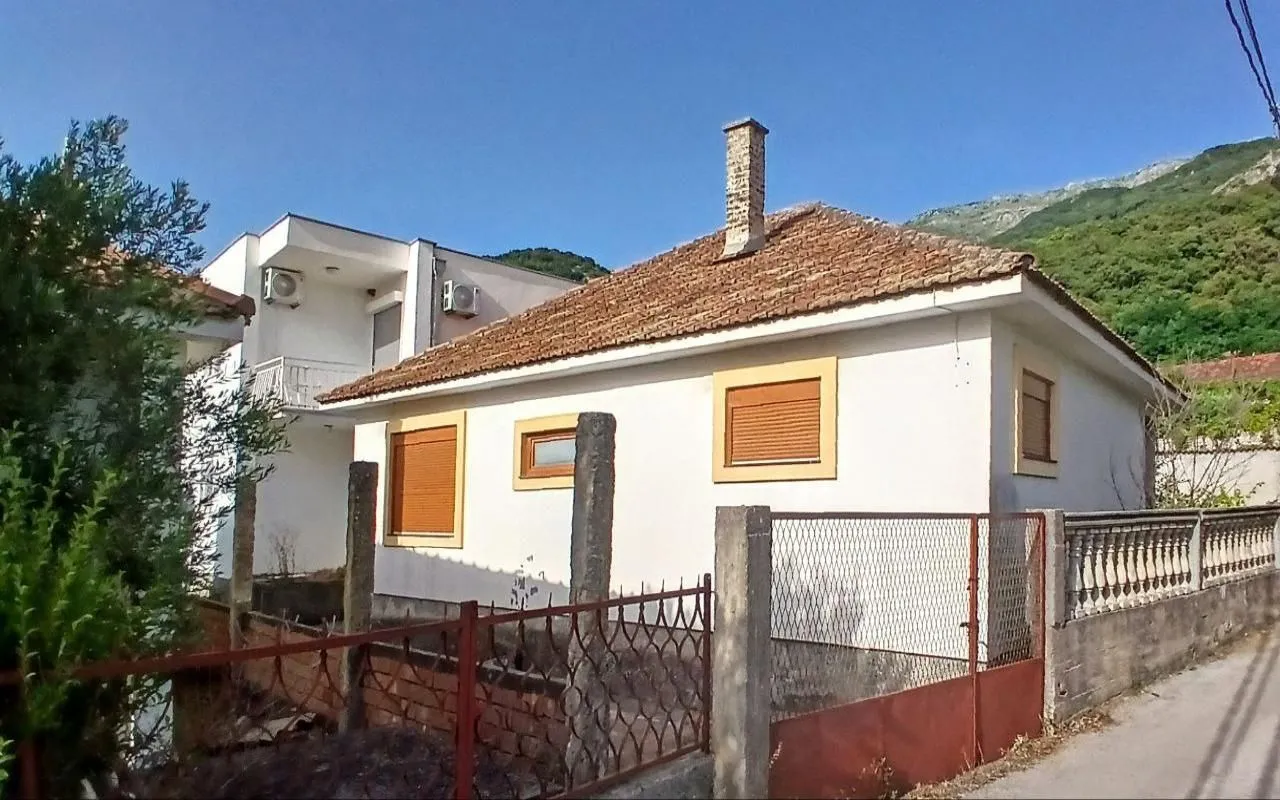 Prodaja, kuća, 94m², Zaljevo, Bar