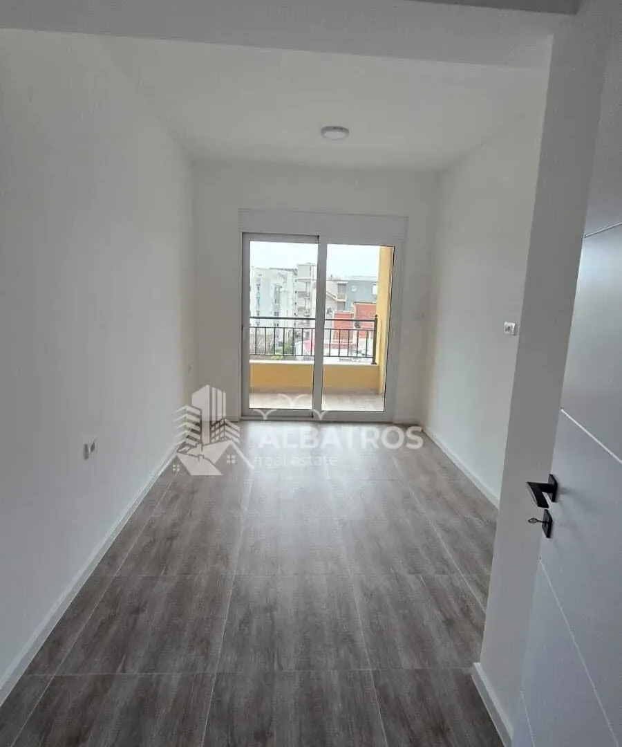 Rent, one bedroom apartment, 48m², Bar, Crna Gora
