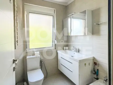 Izdavanje, dvosoban stan, 80m², Tivat, Crna Gora - image 3