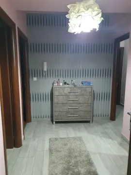 Izdavanje, trosoban stan, 86m², City Kvart, Podgorica - image 2