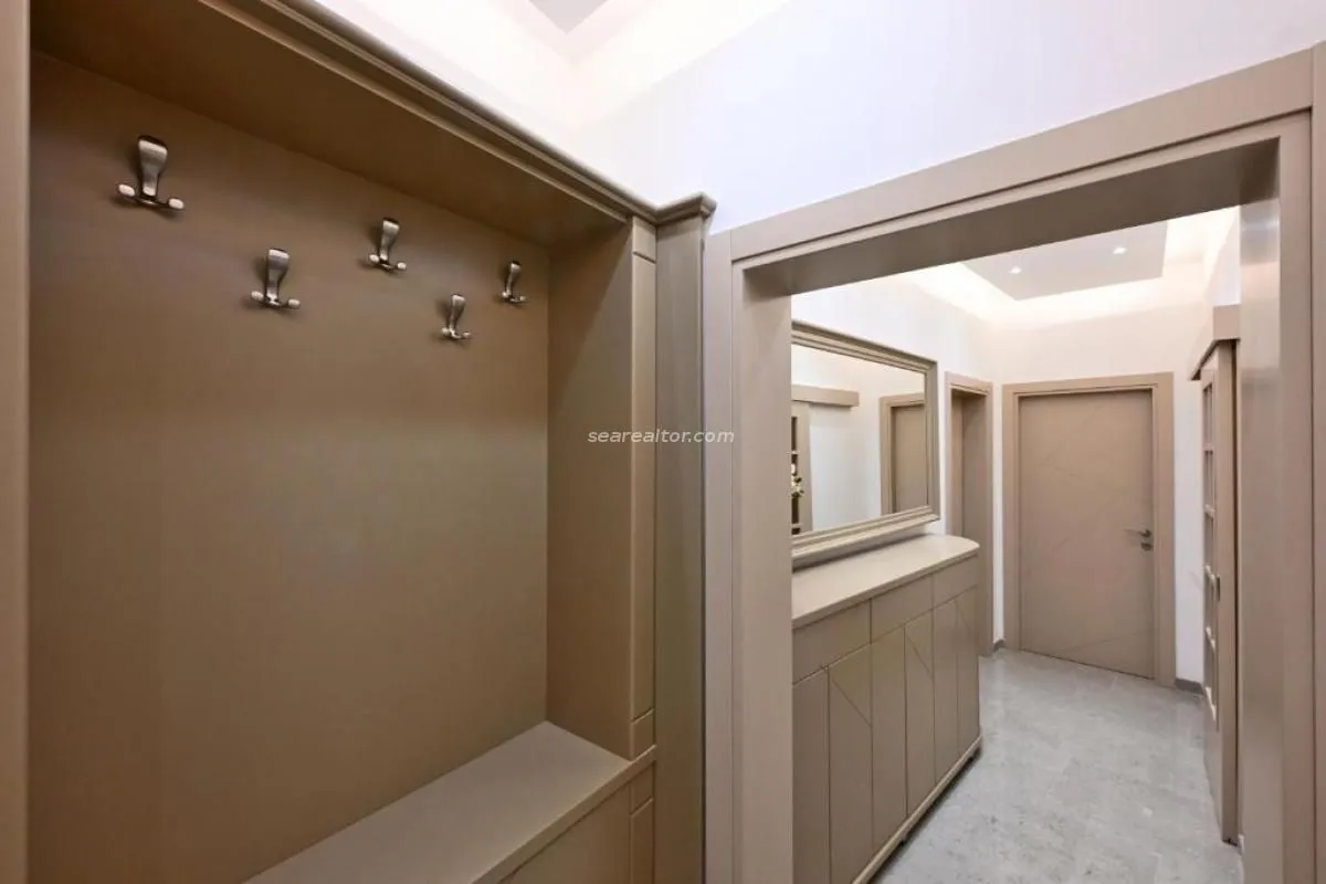 Prodaja, trosoban stan, 90m², Grad, Kotor