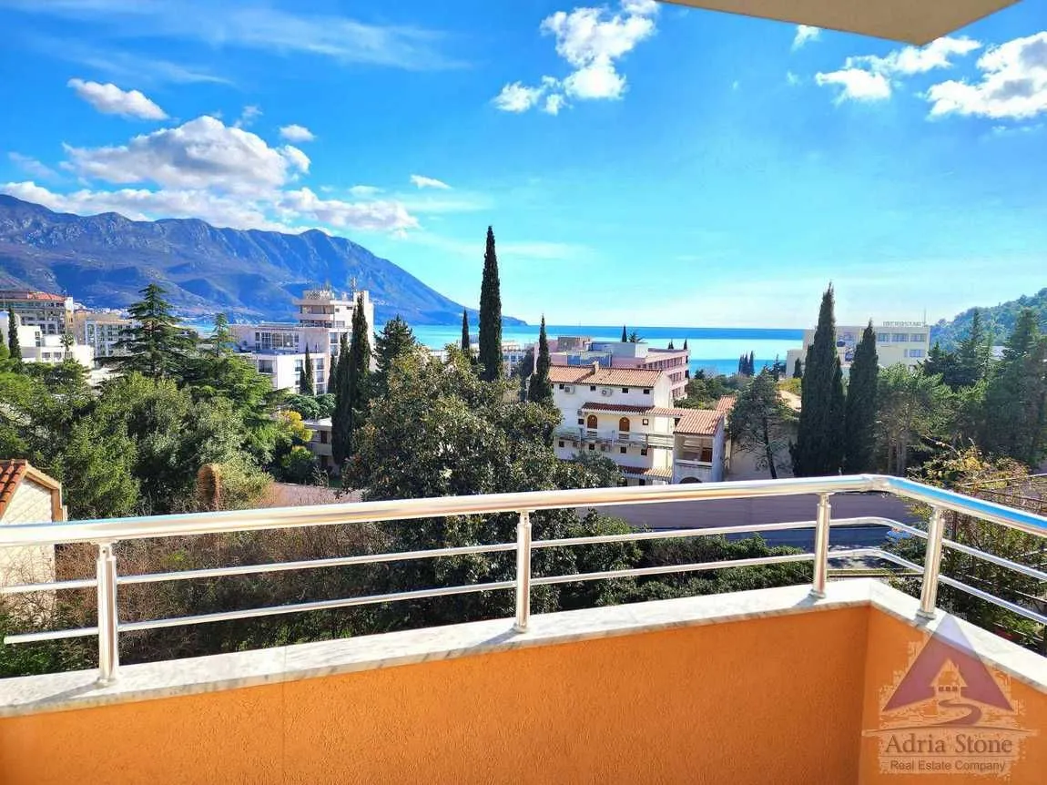 Sale, hospitality venue, 993m², Bečići, Budva