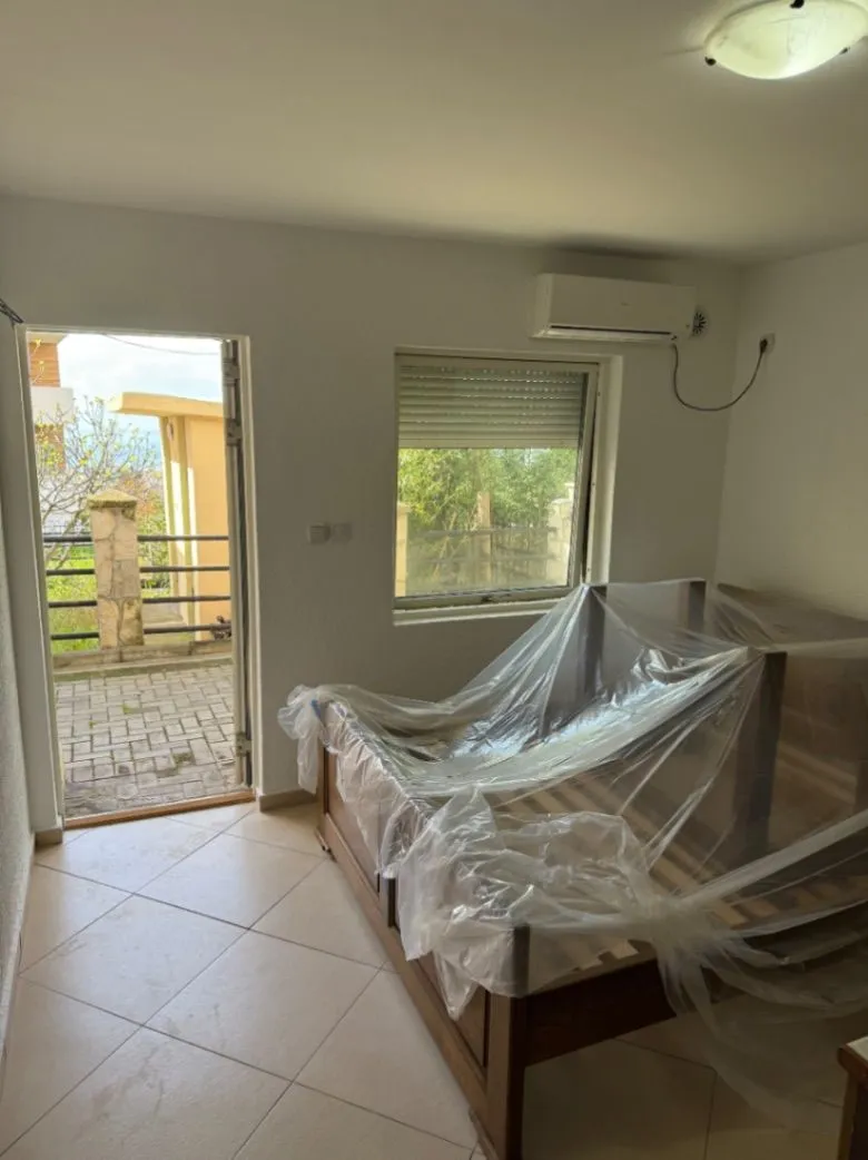 Sale, studio apartment, 17m², Utjeha, Bar