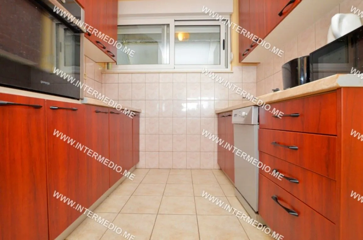 Prodaja, dvosoban stan, 73m², Centar, Herceg Novi