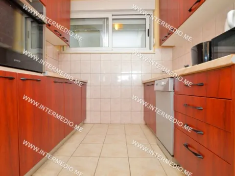 Prodaja, dvosoban stan, 73m², Centar, Herceg Novi - image 7