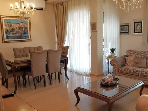 Izdavanje, stan, 100m², City Kvart, Podgorica - image 3