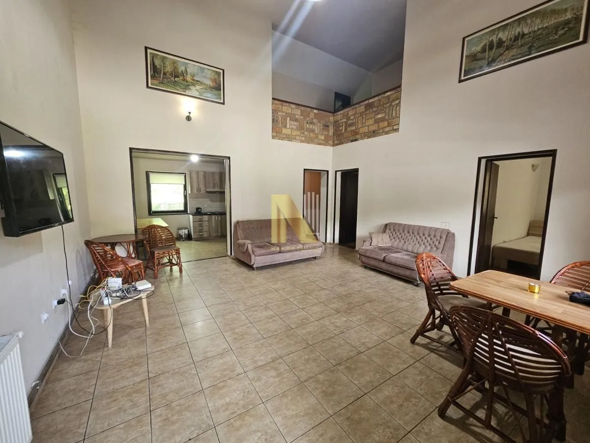 Rent, house, 217m², Sremska Kamenica, Petrovaradin