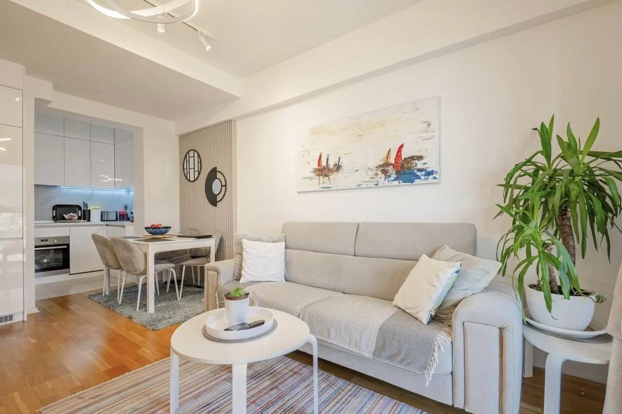 Prodaja, jednosoban stan, 50m², Zavala, Budva