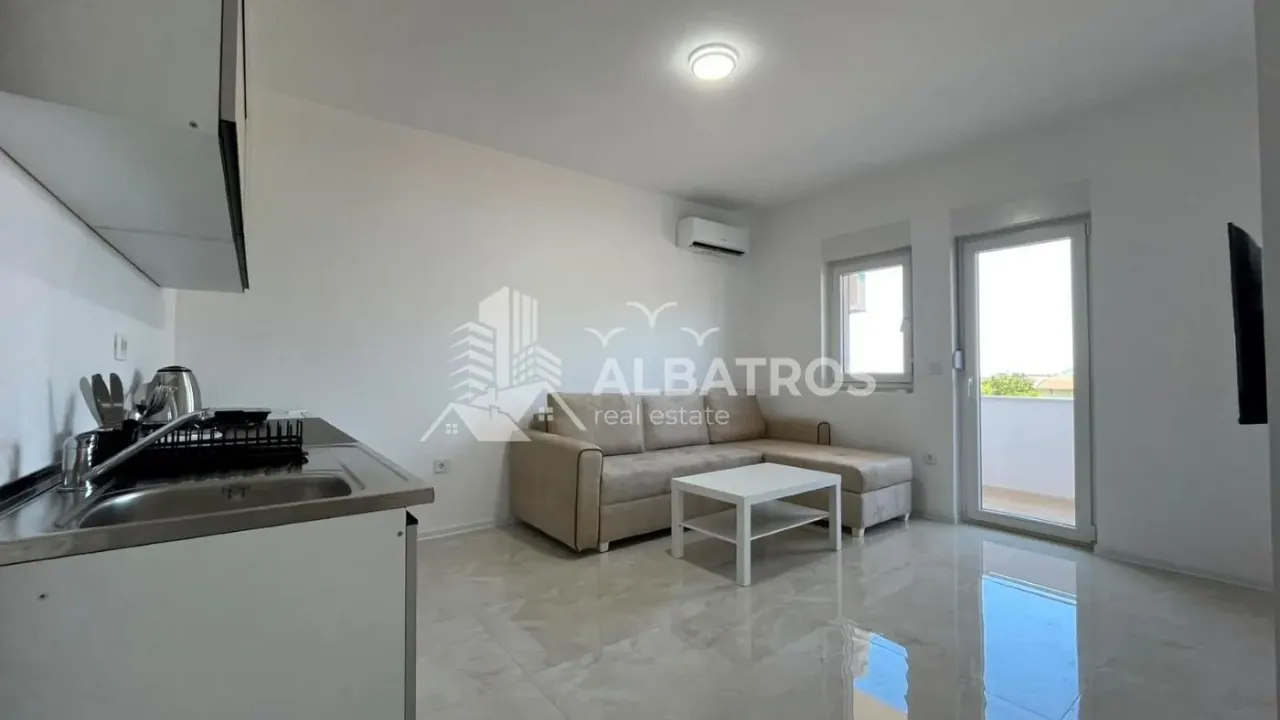 Rent, one bedroom apartment, 40m², Polje, Bar