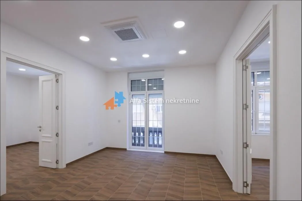 Rent, apartment, 121m², Stari Grad, Beograd