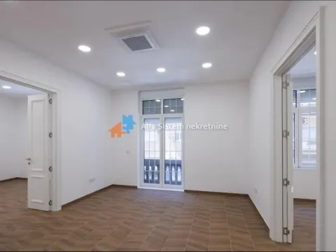 Rent, apartment, 121m², Stari Grad, Beograd - image 5