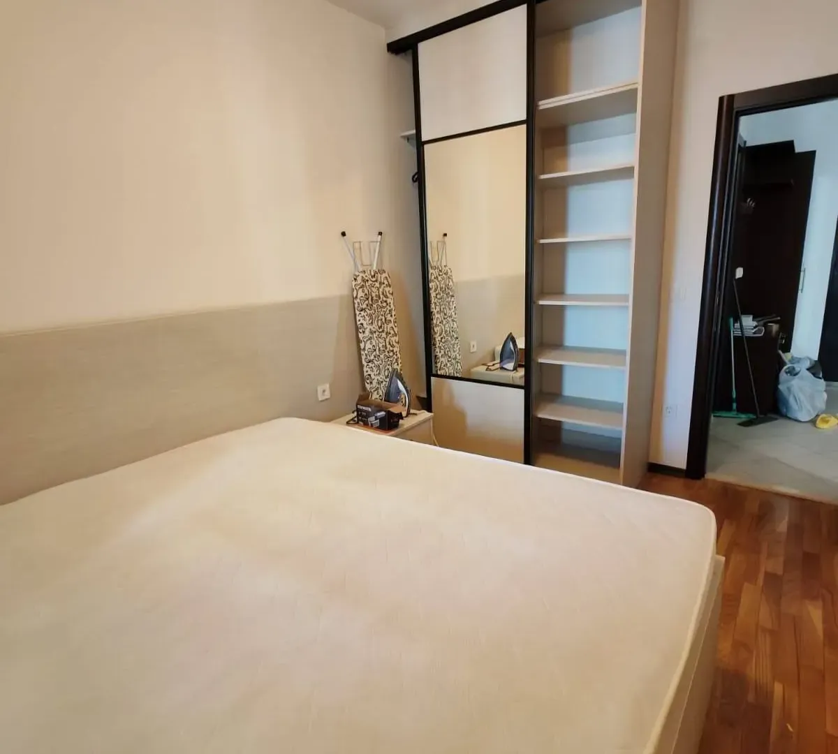 Rent, one bedroom apartment, 45m², Bečići, Budva