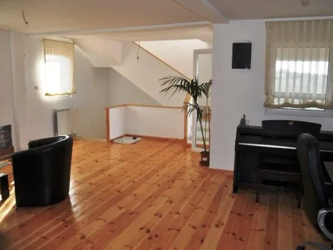 Prodaja, kuća, 300m², Tivat, Crna Gora - image 15