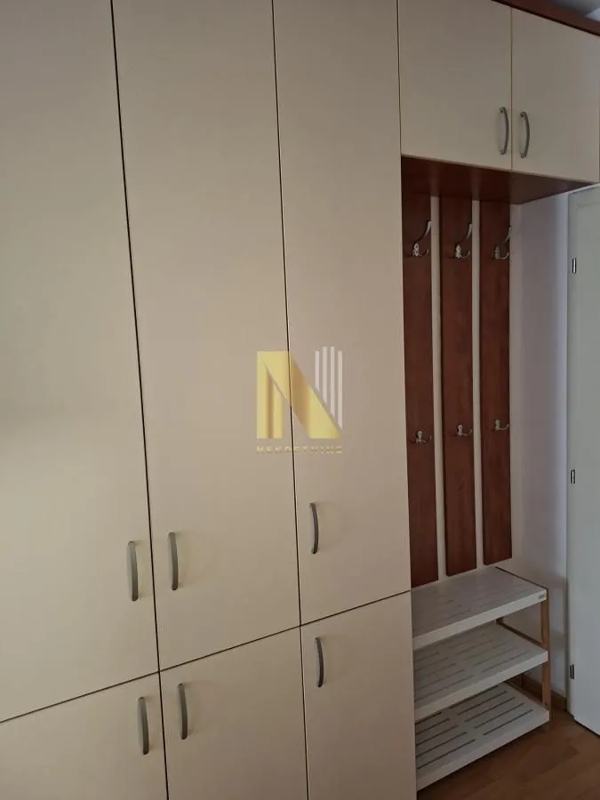Izdavanje, garsonjera, 35m², Bulevar Oslobodjenja, Novi Sad Sve Podlokacije