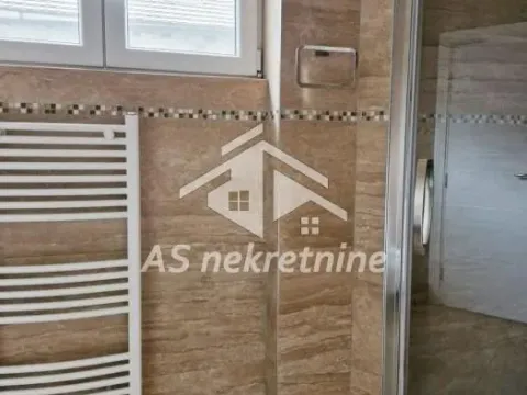 Izdavanje, poslovni prostor, 72m², Kalenić Pijaca, Vračar Sve Podlokacije - image 16