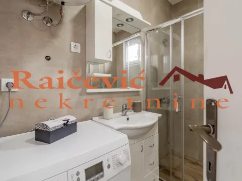 Izdavanje, trosoban stan, 83m², Medaković 1, Medaković Sve Podlokacije - image 13