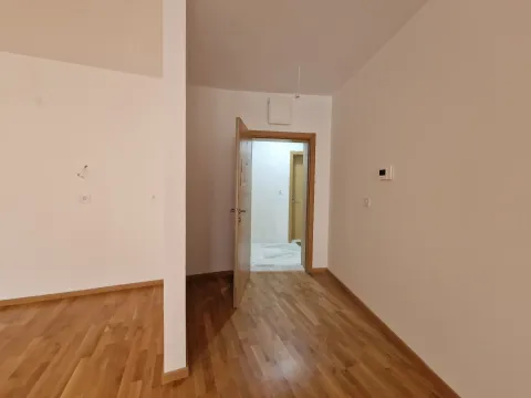 Sale, two bedroom apartment, 62m², Bečići, Budva - image 7
