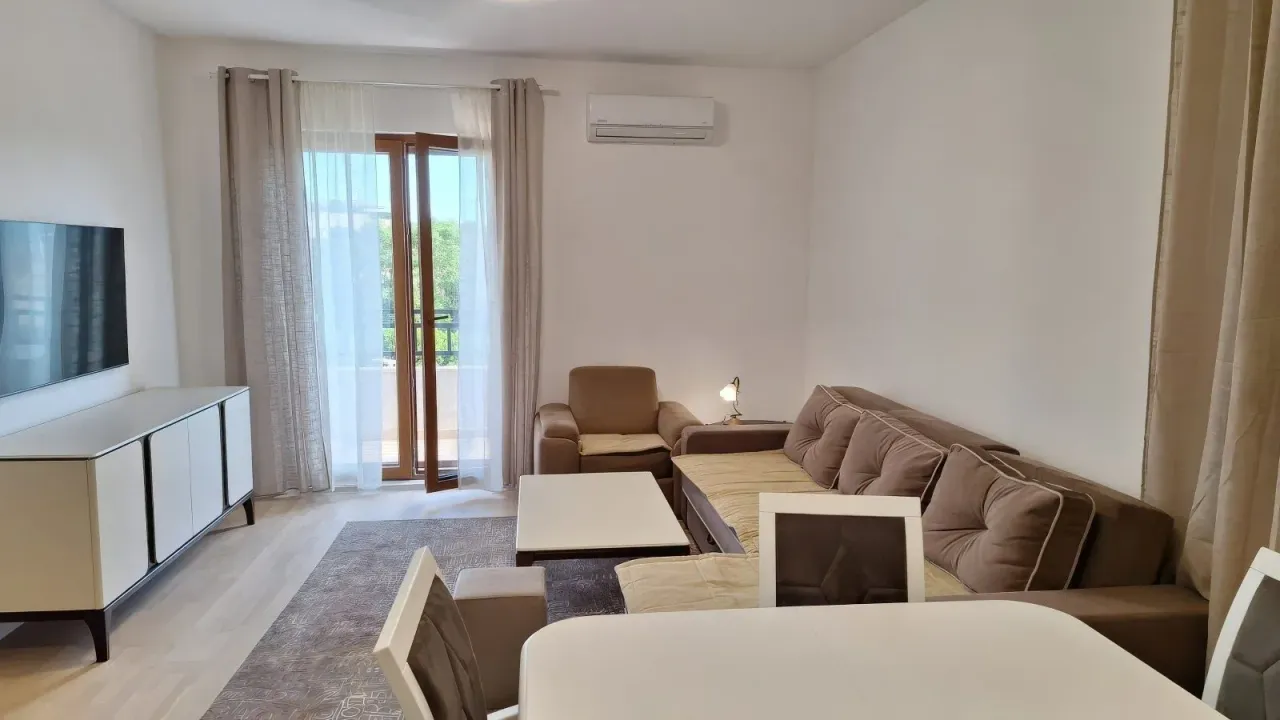 Sale, three bedroom apartment, 107m², Centar, Tivat