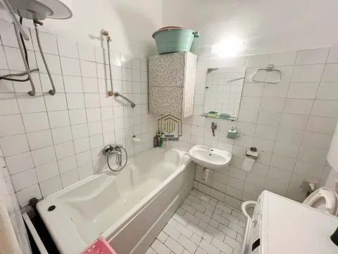 Izdavanje, dvosoban stan, 61m², Preko Morače, Podgorica - image 8
