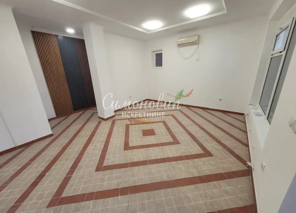 Izdavanje, poslovni prostor, 33m², Miljakovac, Rakovica