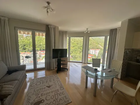 Prodaja, kuća, 70m², Bečići, Budva - image 1