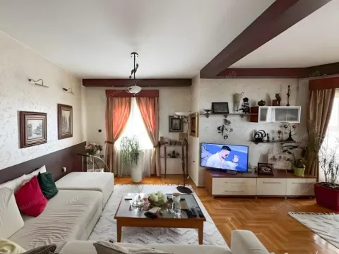 Prodaja, trosoban stan, 109m², Momišići, Podgorica - image 2