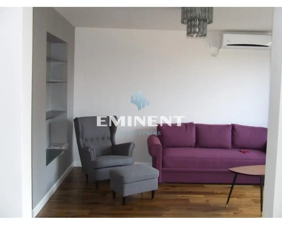 Rent, two bedroom apartment, 65m², Stari Grad, Beograd
