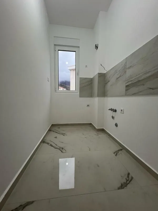 Sale, two bedroom apartment, 58m², Bečići, Budva