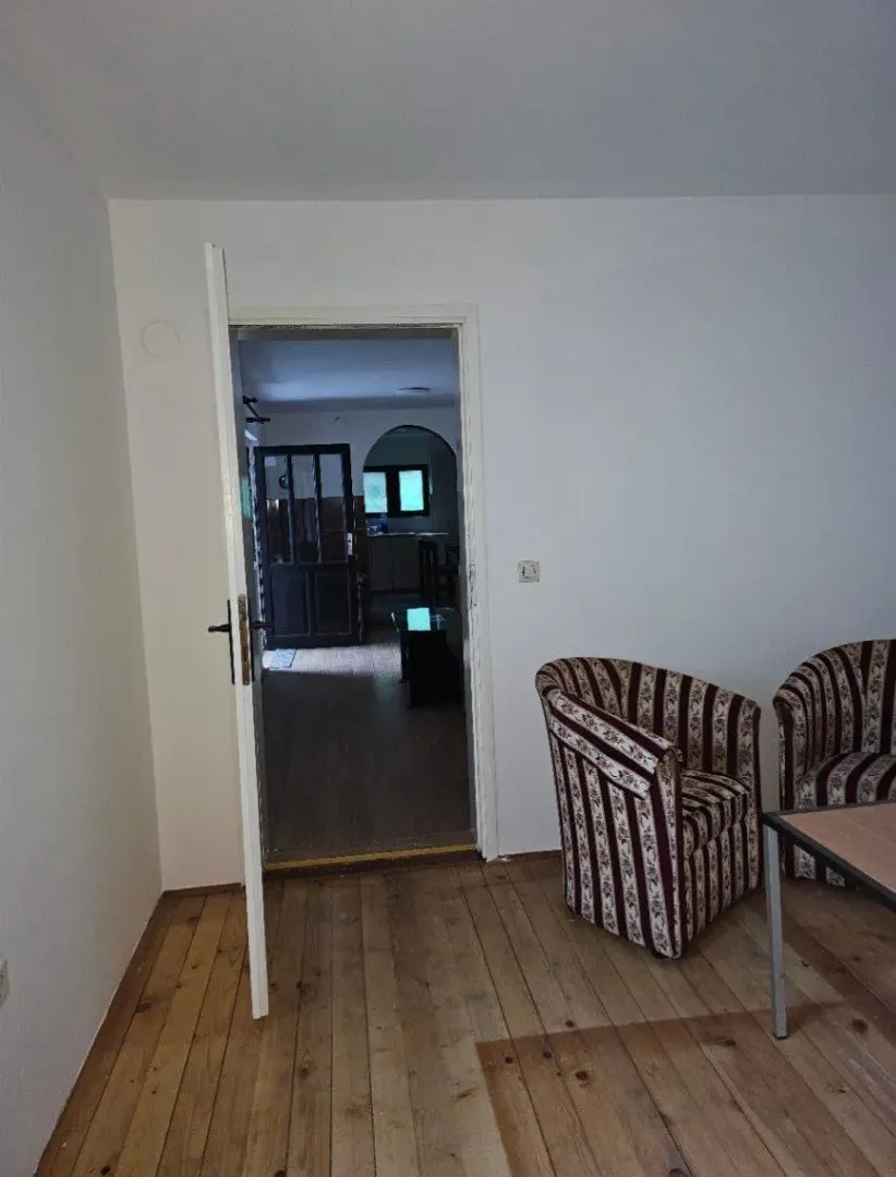 Prodaja, kuća, 140m², Trnava, Jagodina