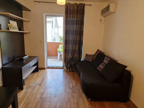 Sale, one bedroom apartment, 42m², Budva, Crna Gora - image 8