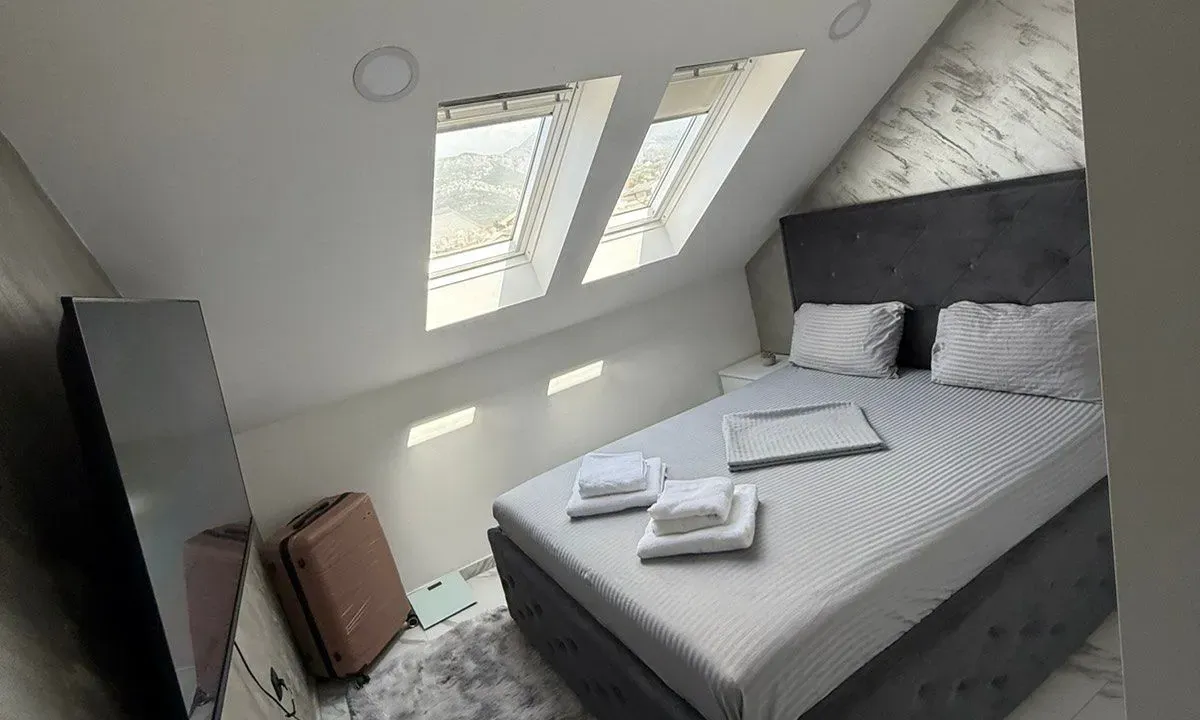 Rent, two bedroom apartment, 75m², Popovići, Bar