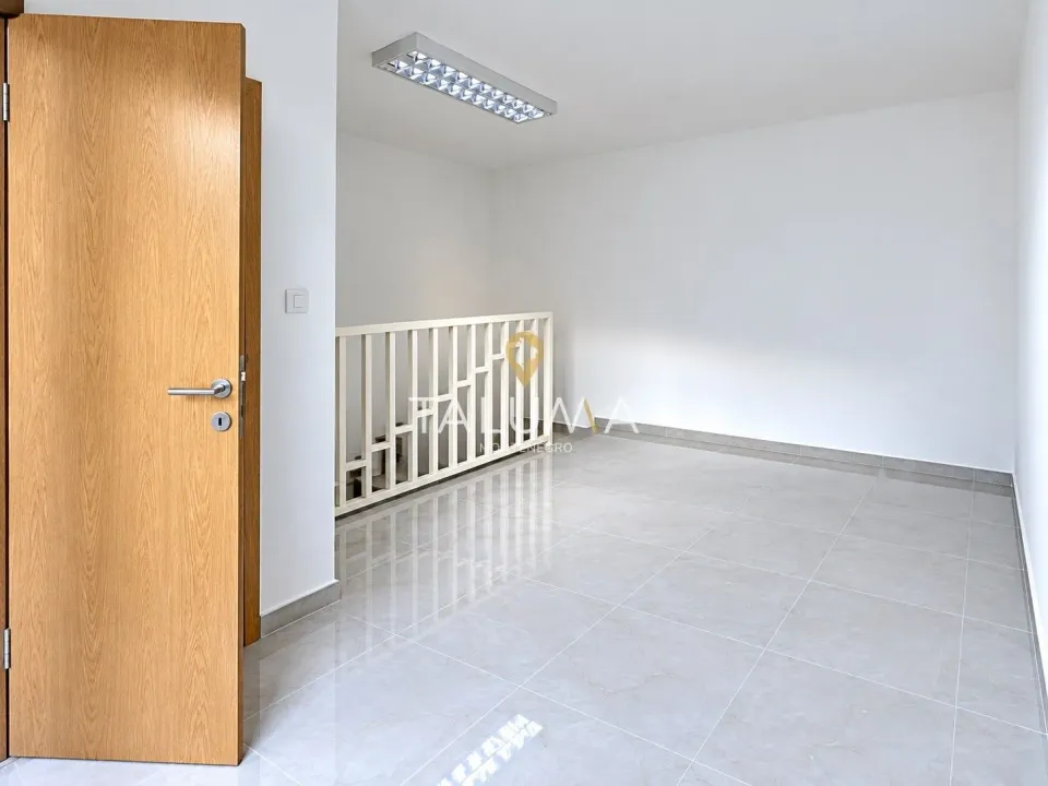 Sale, office space, 64m², Pobrežje, Podgorica