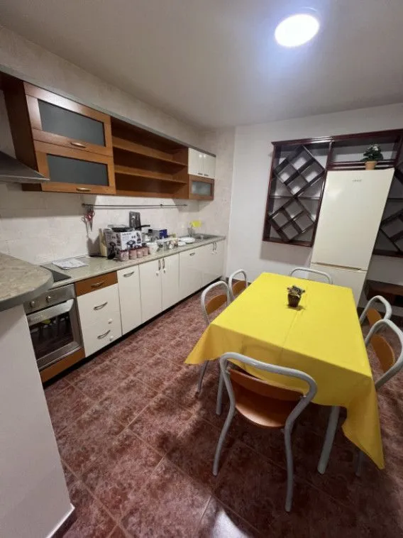 Rent, one bedroom apartment, 55m², Centar, Bar