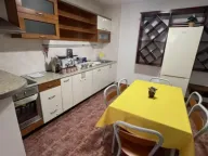 Izdavanje, jednosoban stan, 55m², Centar, Bar - image 4