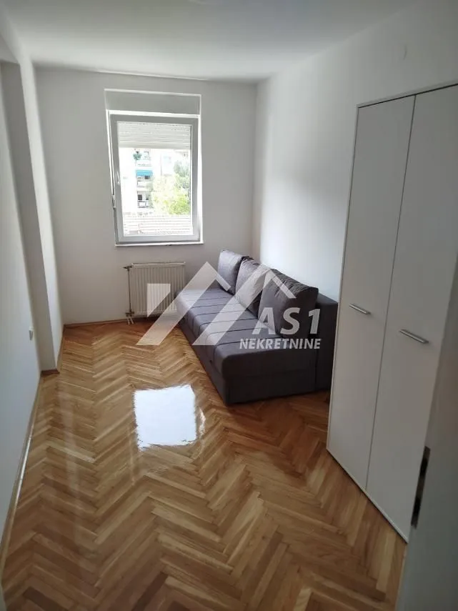 Izdavanje, dvosoban stan, 41m², Nova Detelinara, Novi Sad Sve Podlokacije