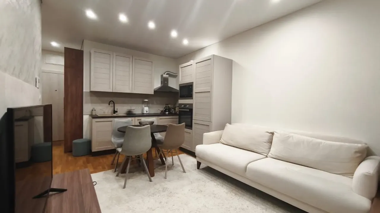 Prodaja, jednosoban stan, 38m², Bijeli Do, Budva