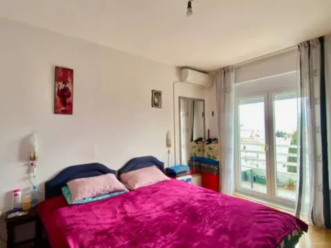 Prodaja, stan, 72m², Centar, Bar - image 4