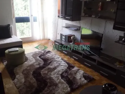 Izdavanje, trosoban stan, 75m², Liman 1, Novi Sad Sve Podlokacije