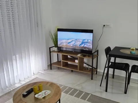 Rent, studio apartment, 30m², Čeluga, Bar - image 8