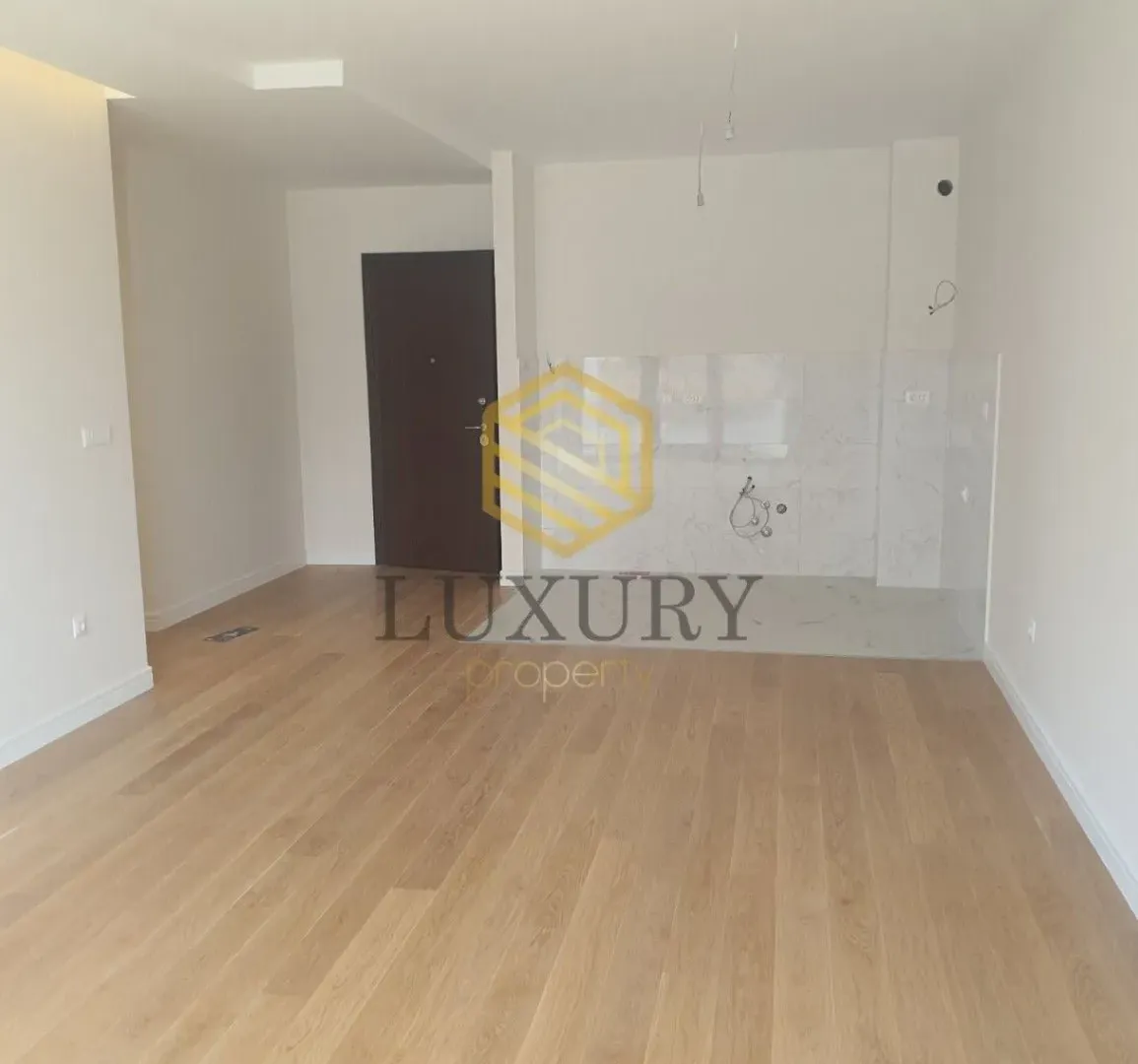 Izdavanje, dvosoban stan, 82m², Preko Morače, Podgorica