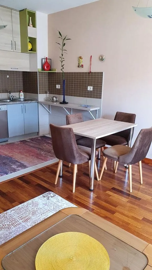Rent, two bedroom apartment, 74m², City Kvart, Podgorica