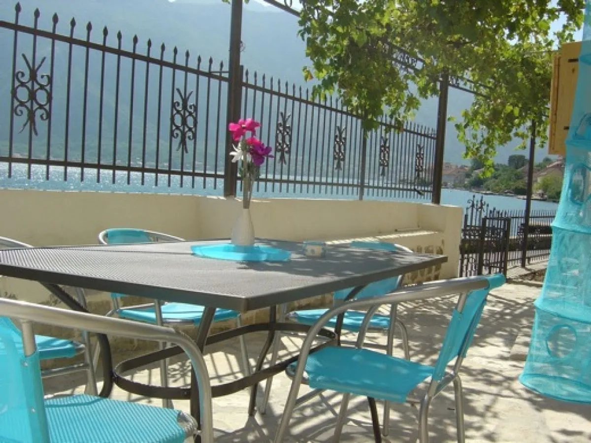 Sale, house, 168m², Prčanj, Kotor