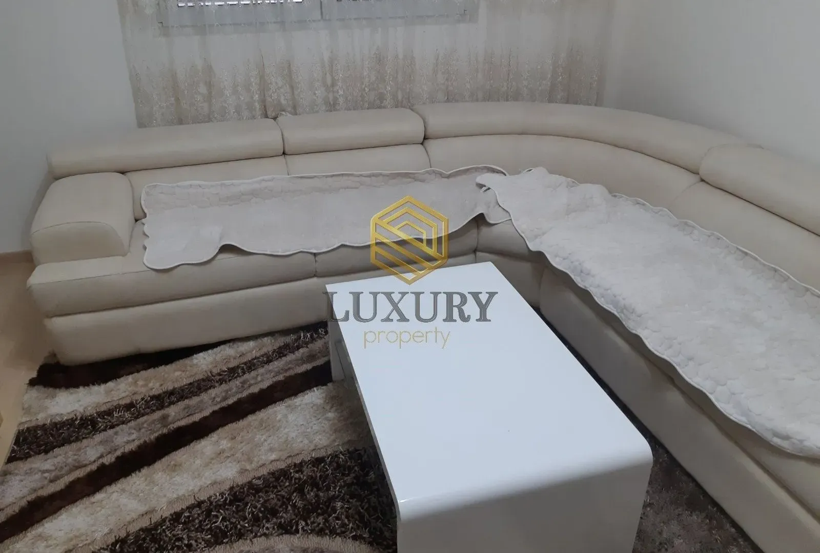 Izdavanje, jednosoban stan, 48m², City Kvart, Podgorica