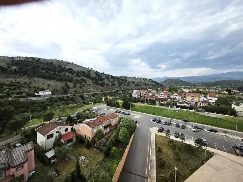 Rent, apartment, 45m², Zagorič, Podgorica - image 11