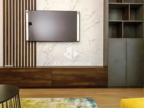 Izdavanje, trosoban stan, 75m², Savski Venac, Beograd - image 5