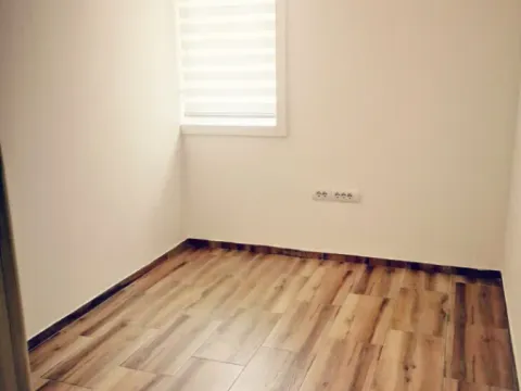 Izdavanje, dvosoban stan, 56m², Centar, Novi Sad - image 2