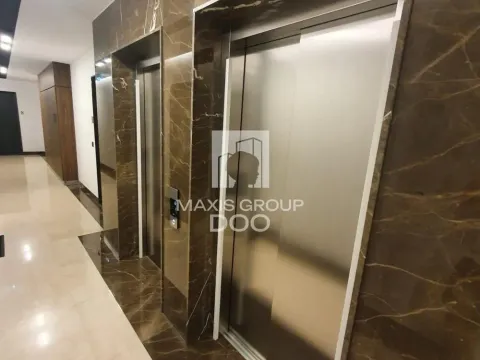 Izdavanje, četvorosoban stan, 67m², Savski Venac, Beograd - image 10